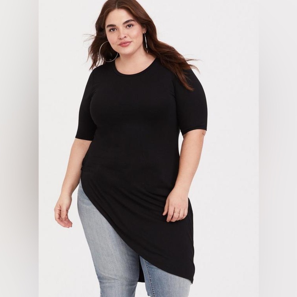 Torrid Black Super Soft Asymmetrical Side Twist Tunic